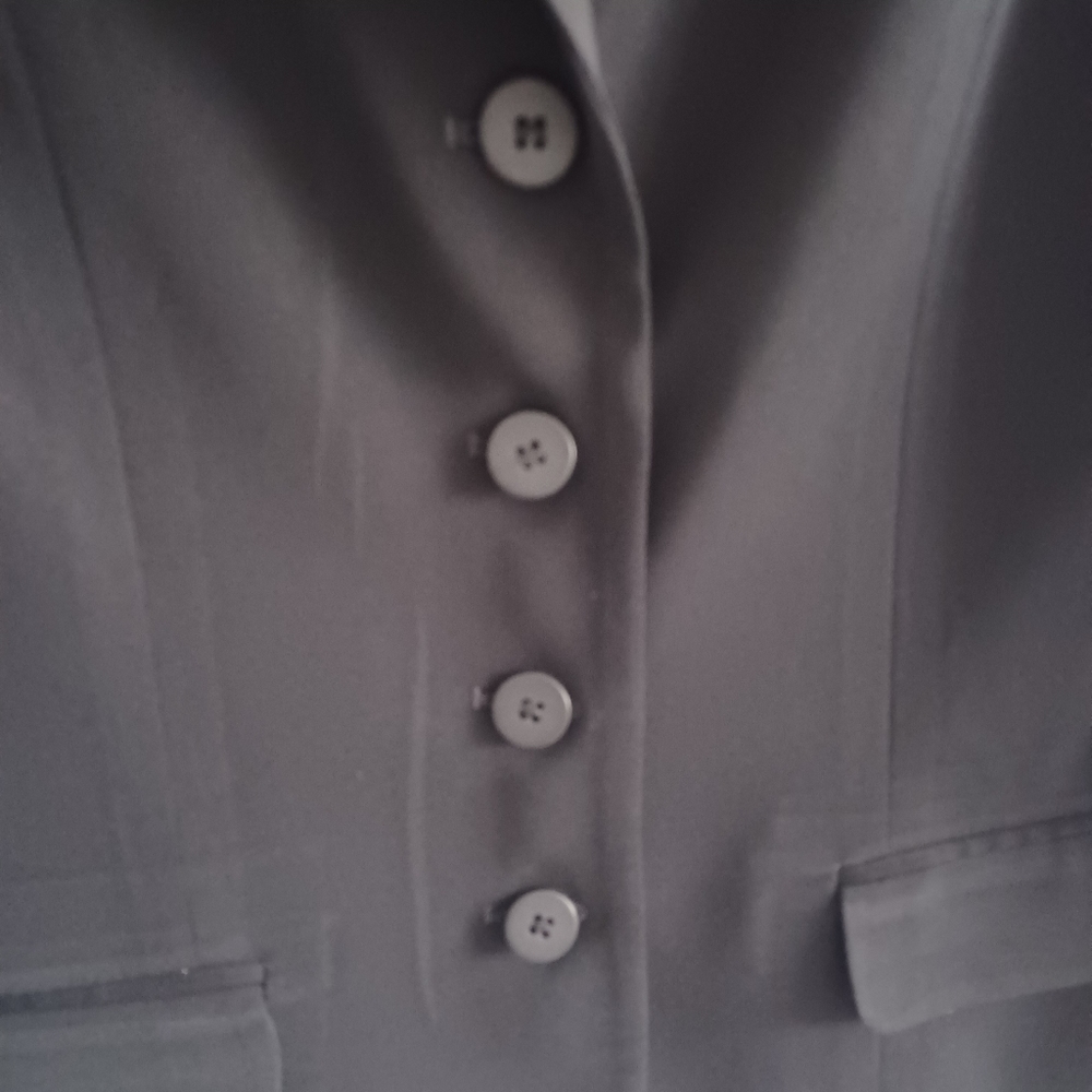 Blazer - Picture 3 of 7